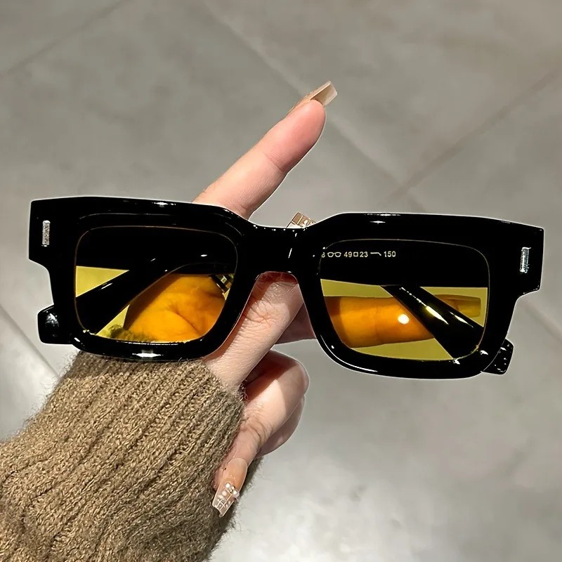 Kacamata Hitam Persegi Panjang - Luxury Lifestyle Store ulasan dan harga